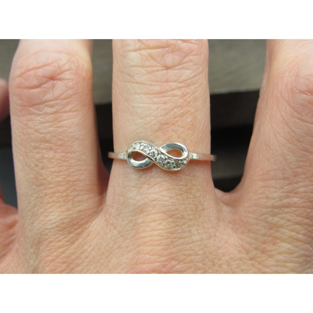 Size 8.75 Sterling Silver Infinity Cubic Zirconia Delicate Rustic Band Ring